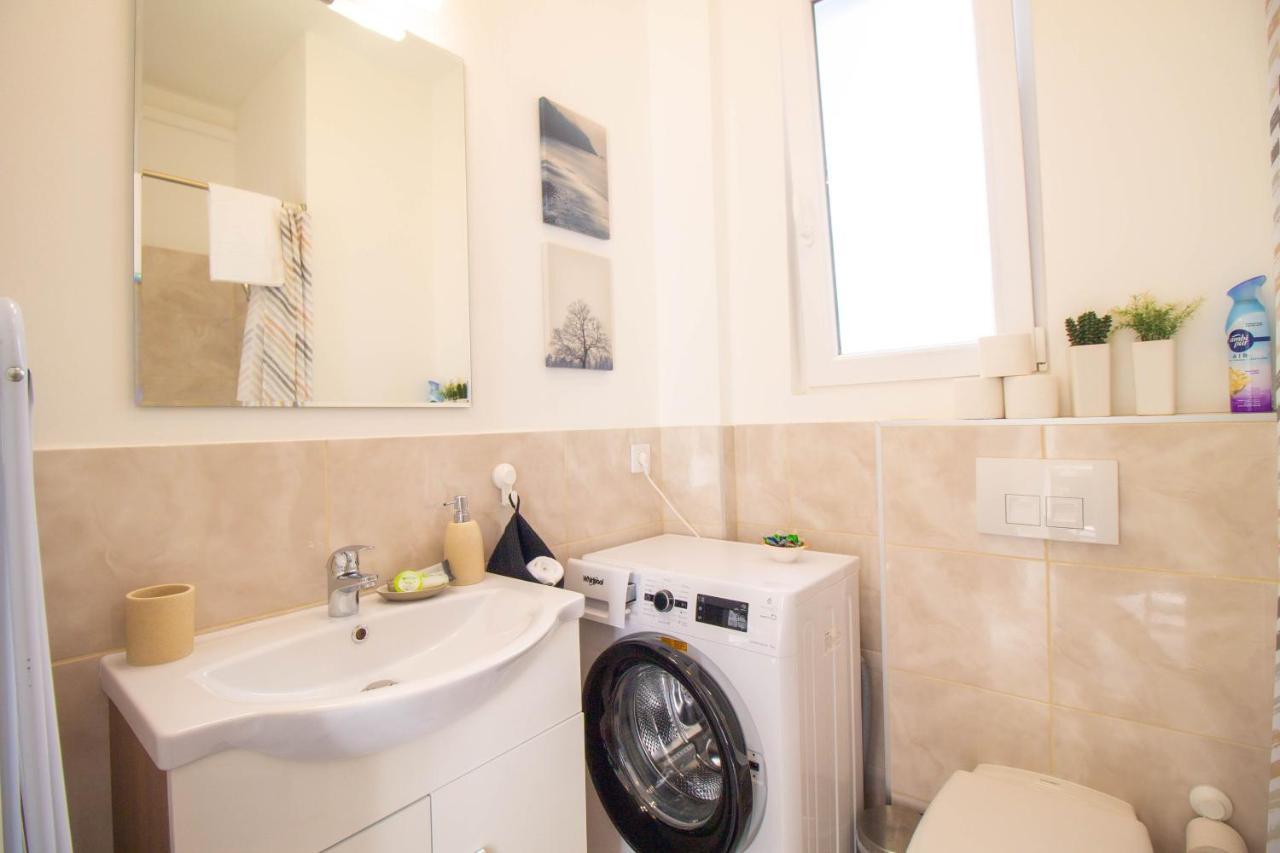 A Noble Way Apartment Budapest Luaran gambar