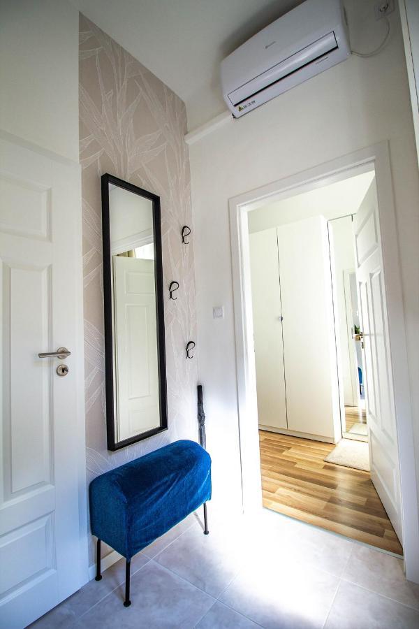 A Noble Way Apartment Budapest Luaran gambar
